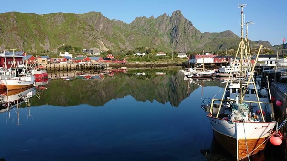 Ballstad Brygge Rorbu Exterior photo